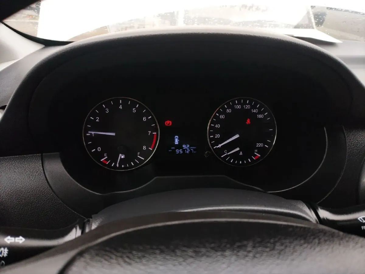 2015 JAC Refine M3 1.6L 120HP L4 5MT,autocango,china used car exporter,china ev exporter,chinese used car exporter,chinese used ev exporter