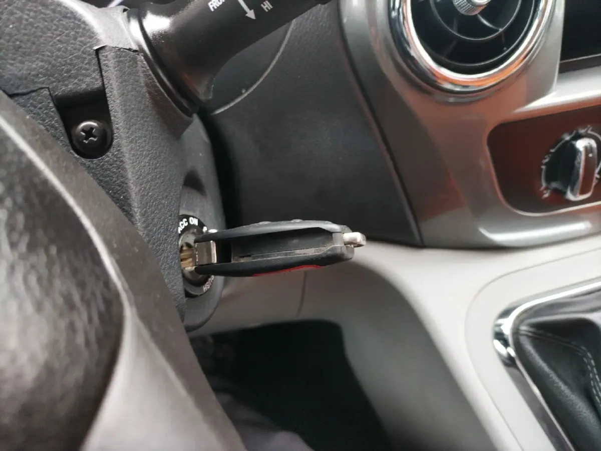 2015 JAC Refine M3 1.6L 120HP L4 5MT,autocango,china used car exporter,china ev exporter,chinese used car exporter,chinese used ev exporter