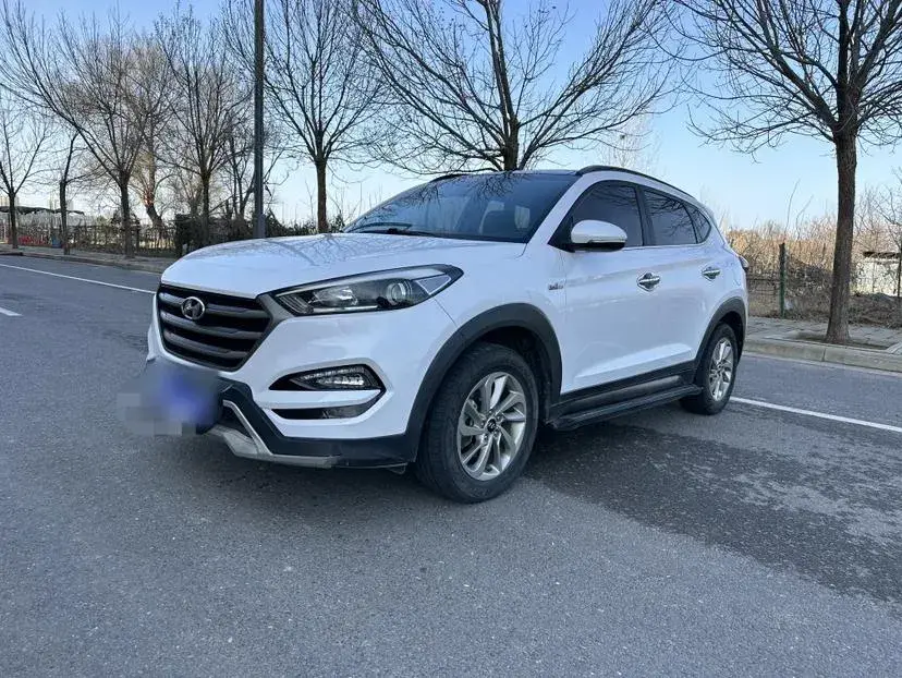 2015 Hyundai Tucson 1.6T 177HP L4 7DCT