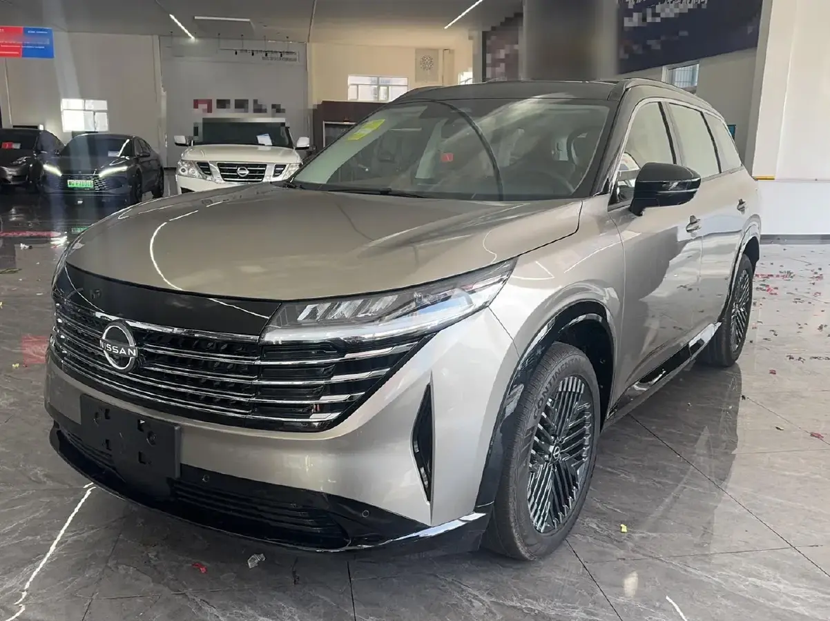 2024 Nissan Pathfinder 2.0T 252HP L4 9AT