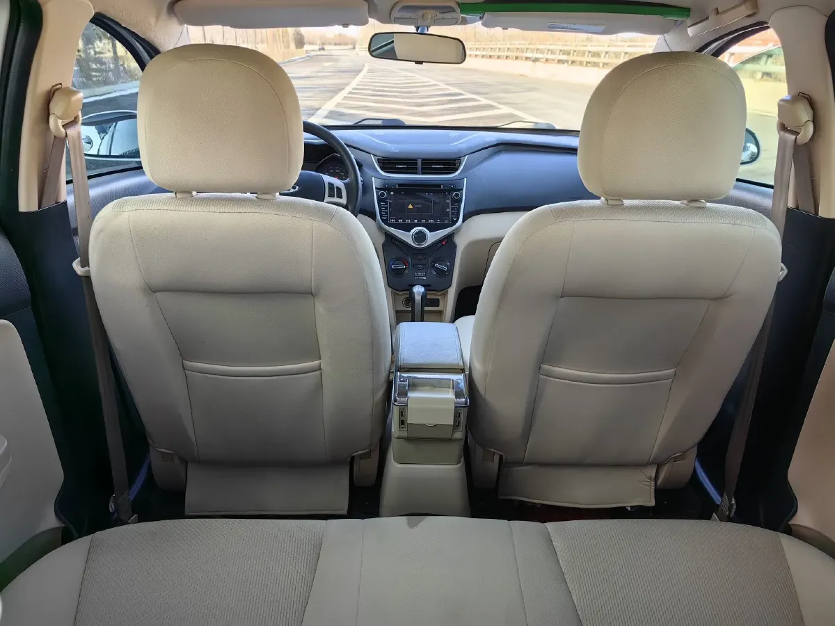 2015 Chery Fulwin 2 1.5L 109HP L4 5MT,autocango,china used car exporter,china ev exporter,chinese used car exporter,chinese used ev exporter