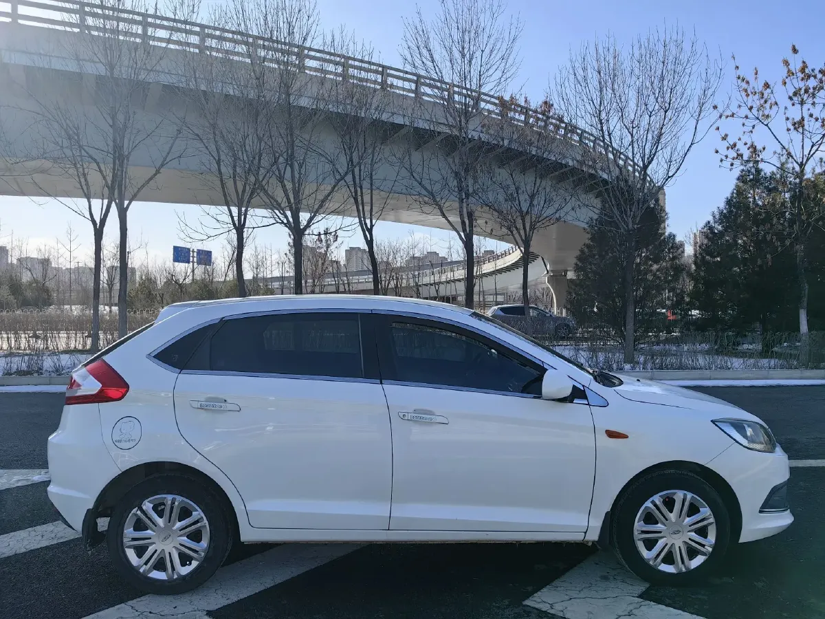 2015 Chery Fulwin 2 1.5L 109HP L4 5MT,autocango,china used car exporter,china ev exporter,chinese used car exporter,chinese used ev exporter