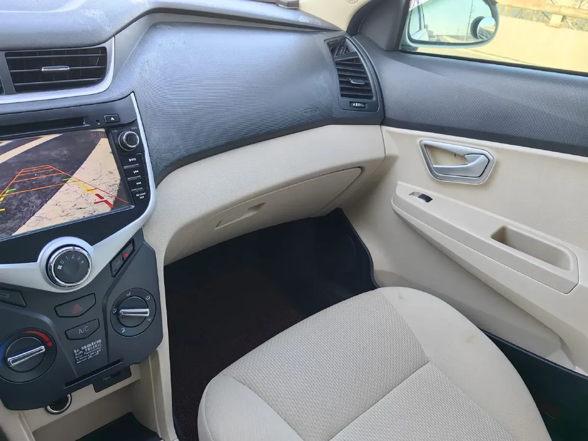 2015 Chery Fulwin 2 1.5L 109HP L4 5MT,autocango,china used car exporter,china ev exporter,chinese used car exporter,chinese used ev exporter