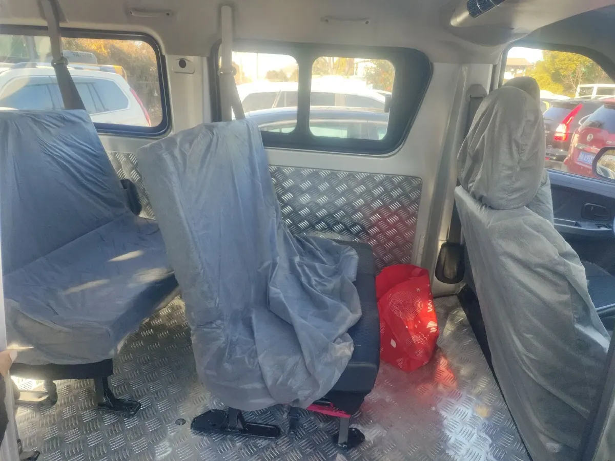 2023 ChangAn Kaicene RuiXing M60 1.5L 116HP L4 5MT,autocango,china used car exporter,china ev exporter,chinese used car exporter,chinese used ev exporter