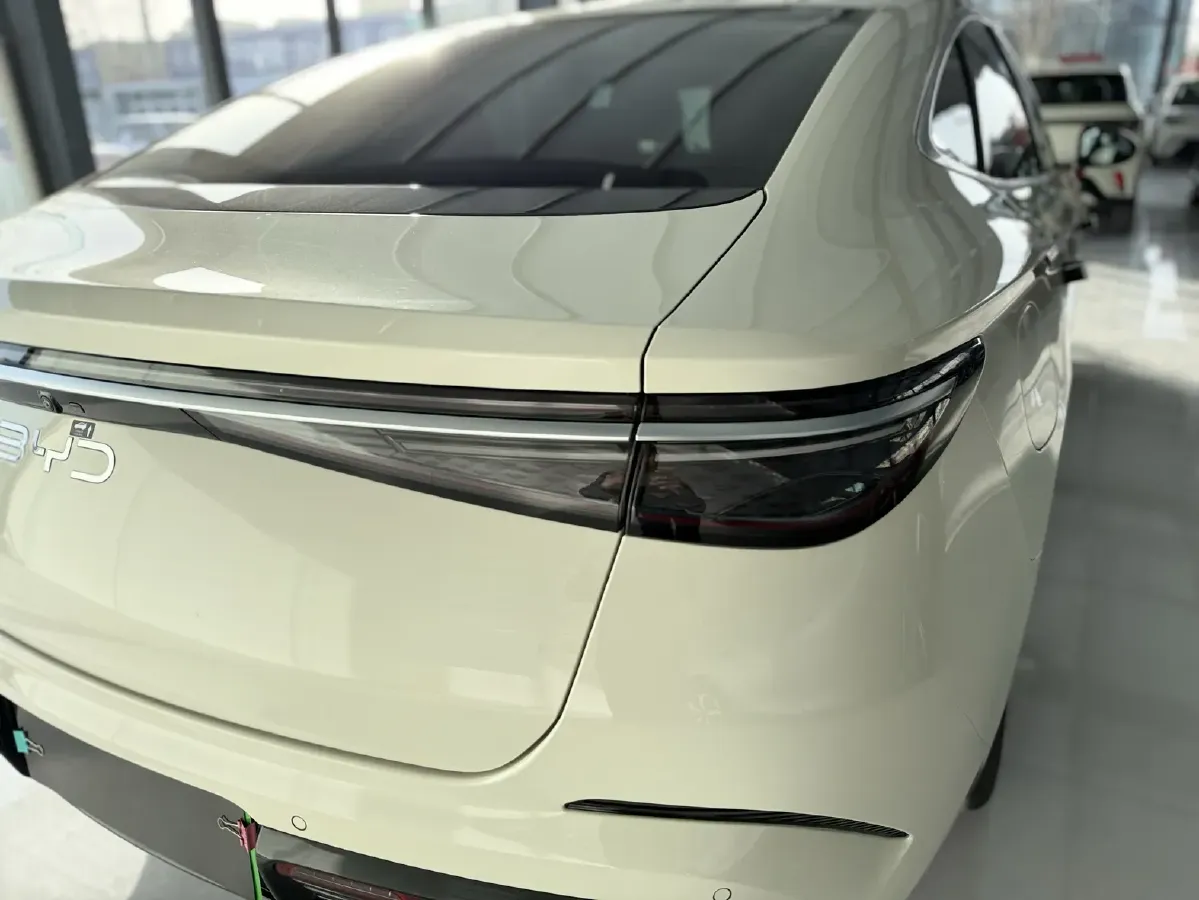 2025 BYD Seal07 DM-i 1.5L 101HP L4 E-CVT PHEV 17.6KWH,autocango,china used car exporter,china ev exporter,chinese used car exporter,chinese used ev exporter