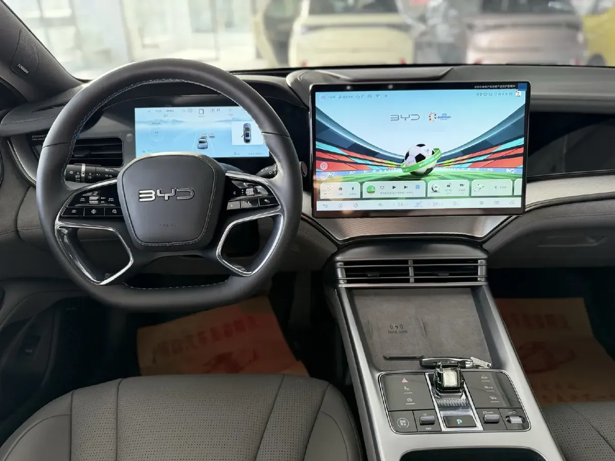 2025 BYD Seal07 DM-i 1.5L 101HP L4 E-CVT PHEV 17.6KWH,autocango,china used car exporter,china ev exporter,chinese used car exporter,chinese used ev exporter