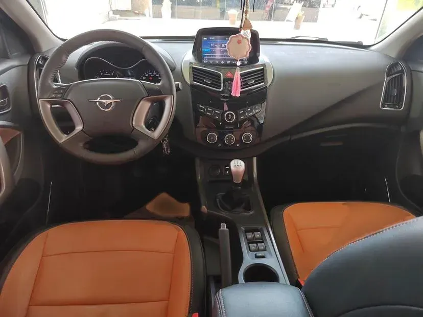 2016 HaiMa S5 1.6L 122HP L4 5MT,autocango,china used car exporter,china ev exporter,chinese used car exporter,chinese used ev exporter