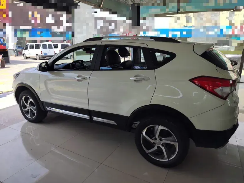 2016 HaiMa S5 1.6L 122HP L4 5MT,autocango,china used car exporter,china ev exporter,chinese used car exporter,chinese used ev exporter