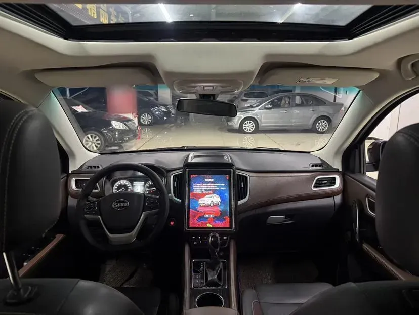 2017 SWM X7 1.5T 156HP L4 6AT,autocango,china used car exporter,china ev exporter,chinese used car exporter,chinese used ev exporter