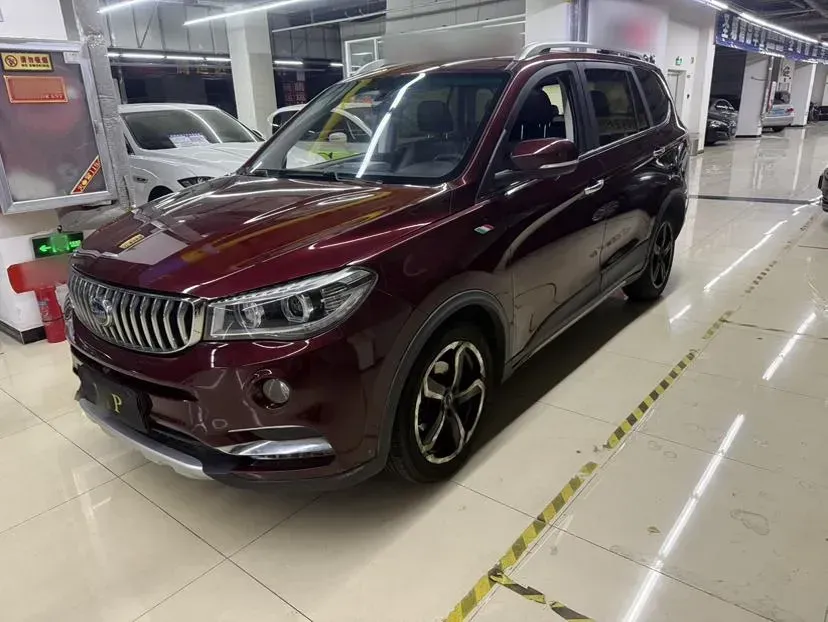 2017 SWM X7 1.5T 156HP L4 6AT,autocango,china used car exporter,china ev exporter,chinese used car exporter,chinese used ev exporter
