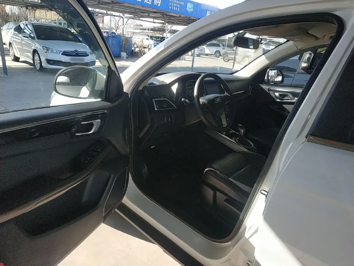 2015 Zotye Damy X5 1.5T 150HP L4 CVT,autocango,china used car exporter,china ev exporter,chinese used car exporter,chinese used ev exporter