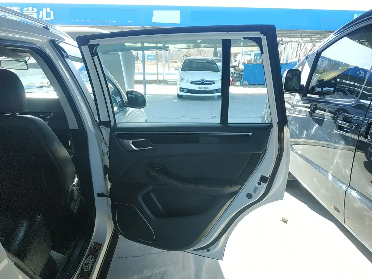 2015 Zotye Damy X5 1.5T 150HP L4 CVT,autocango,china used car exporter,china ev exporter,chinese used car exporter,chinese used ev exporter