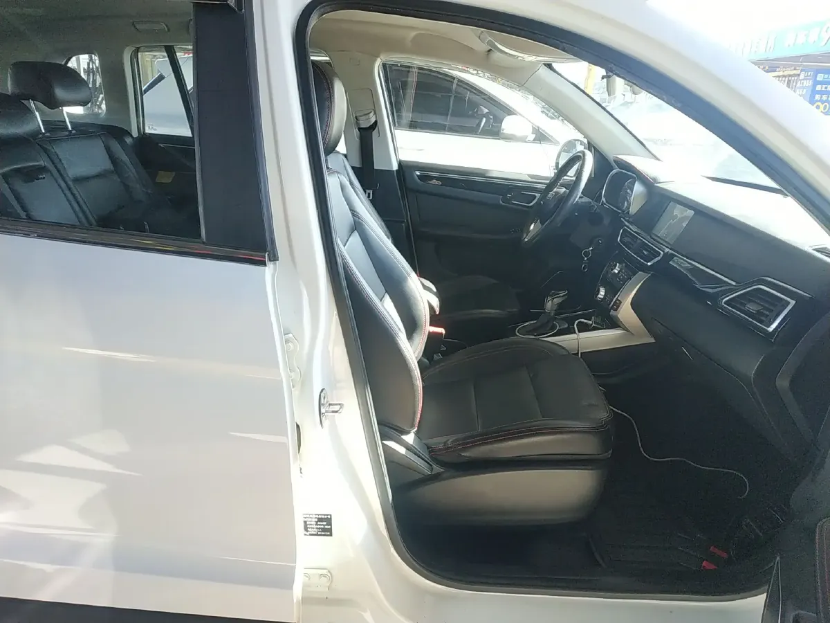 2015 Zotye Damy X5 1.5T 150HP L4 CVT,autocango,china used car exporter,china ev exporter,chinese used car exporter,chinese used ev exporter