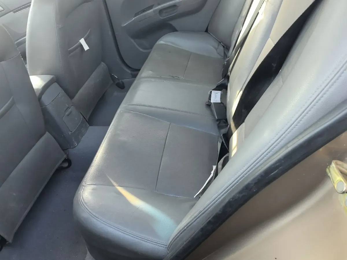 2012 Geely Emgrand Classic 1.5L 109HP L4 5MT,autocango,china used car exporter,china ev exporter,chinese used car exporter,chinese used ev exporter