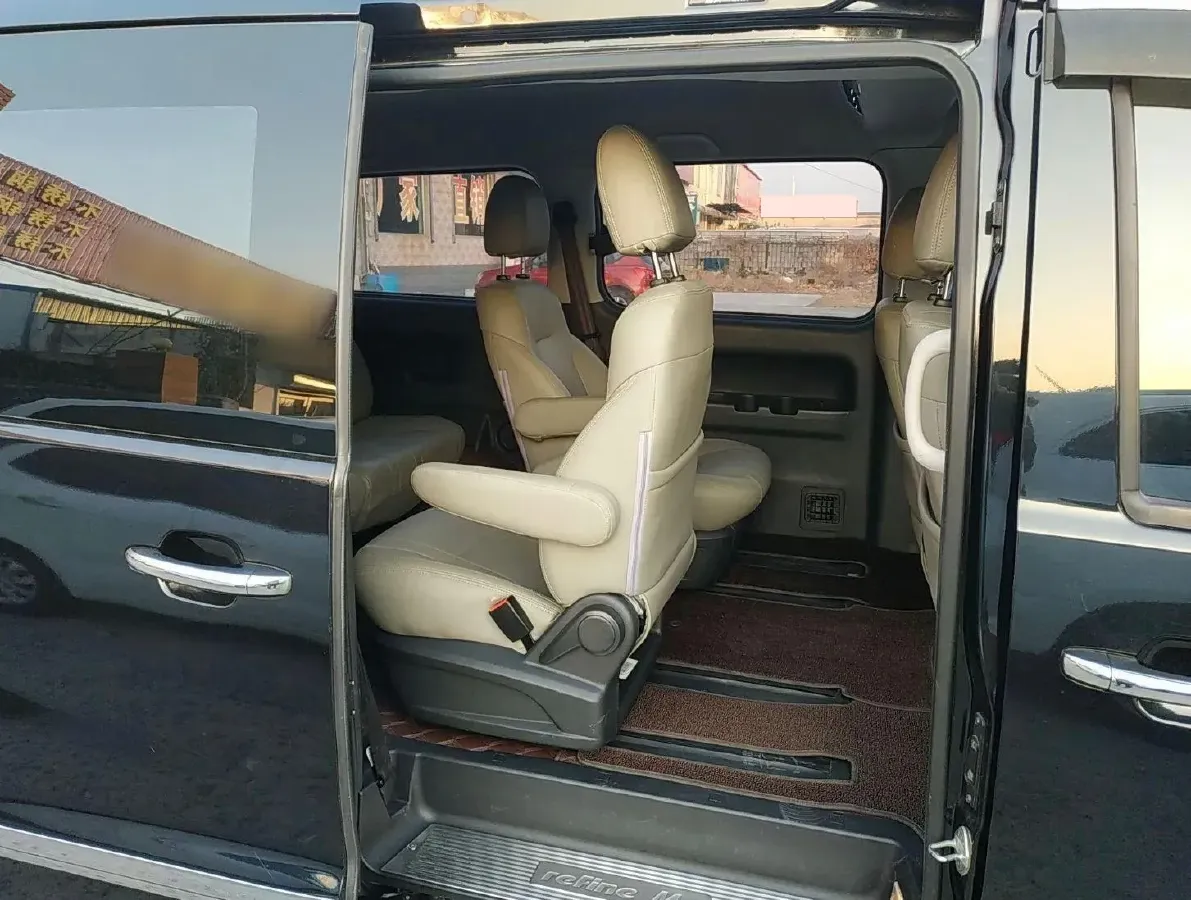 2019 JAC Refine M4 2.0L 147HP L4 5MT,autocango,china used car exporter,china ev exporter,chinese used car exporter,chinese used ev exporter