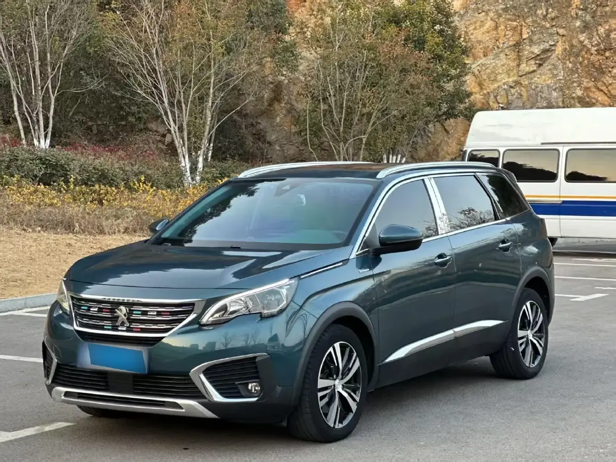 2017 Peugeot 5008 1.8T 204HP L4 6AT