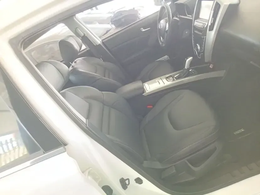 2015 Luxgen 6 SUV 1.8T 180HP L4 6AT,autocango,china used car exporter,china ev exporter,chinese used car exporter,chinese used ev exporter