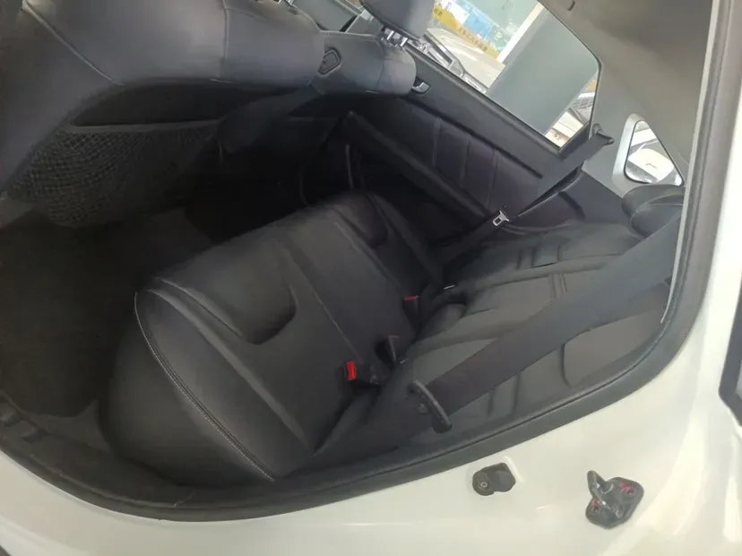 2015 Luxgen 6 SUV 1.8T 180HP L4 6AT,autocango,china used car exporter,china ev exporter,chinese used car exporter,chinese used ev exporter