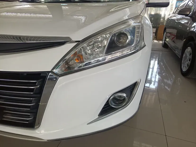 2015 Luxgen 6 SUV 1.8T 180HP L4 6AT,autocango,china used car exporter,china ev exporter,chinese used car exporter,chinese used ev exporter