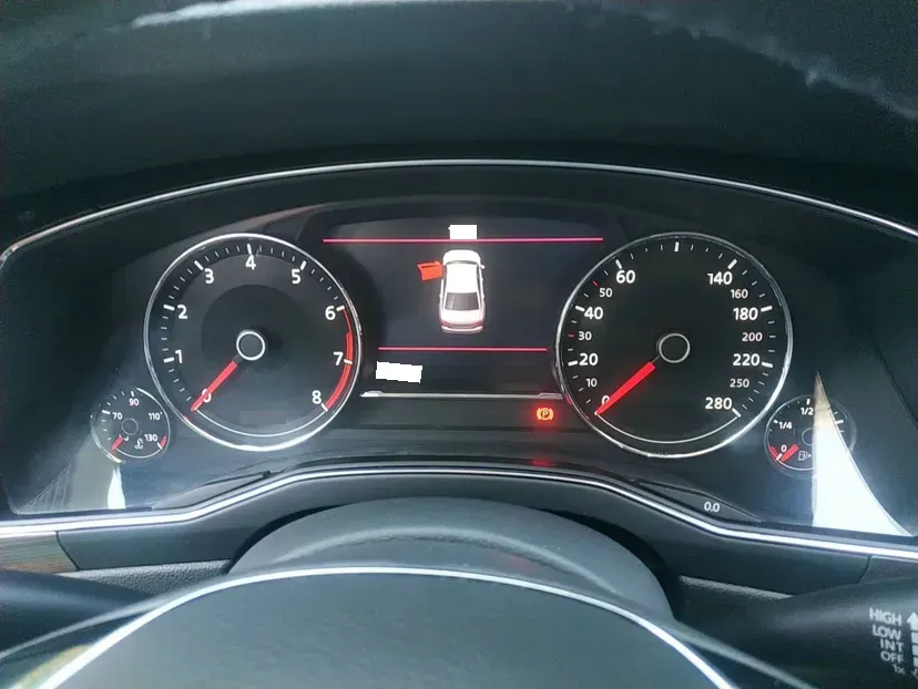 2019 Volkswagen Phideon 2.0T 224HP L4 7DCT,autocango,china used car exporter,china ev exporter,chinese used car exporter,chinese used ev exporter