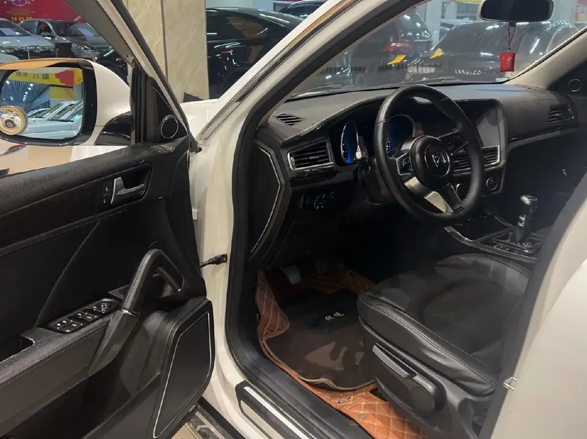 2016 Zotye T600 1.5T 162HP L4 5MT,autocango,china used car exporter,china ev exporter,chinese used car exporter,chinese used ev exporter