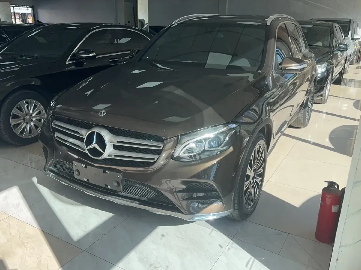 2017 Mercedes-Benz GLC Class 2.0T 211HP L4 9AT