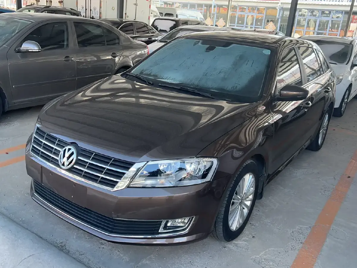 2013 Volkswagen Gran Lavida 1.6L 110HP L4 6AT