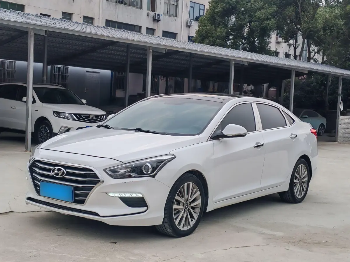 2017 Hyundai Mistra 1.8L 143HP L4 6AT