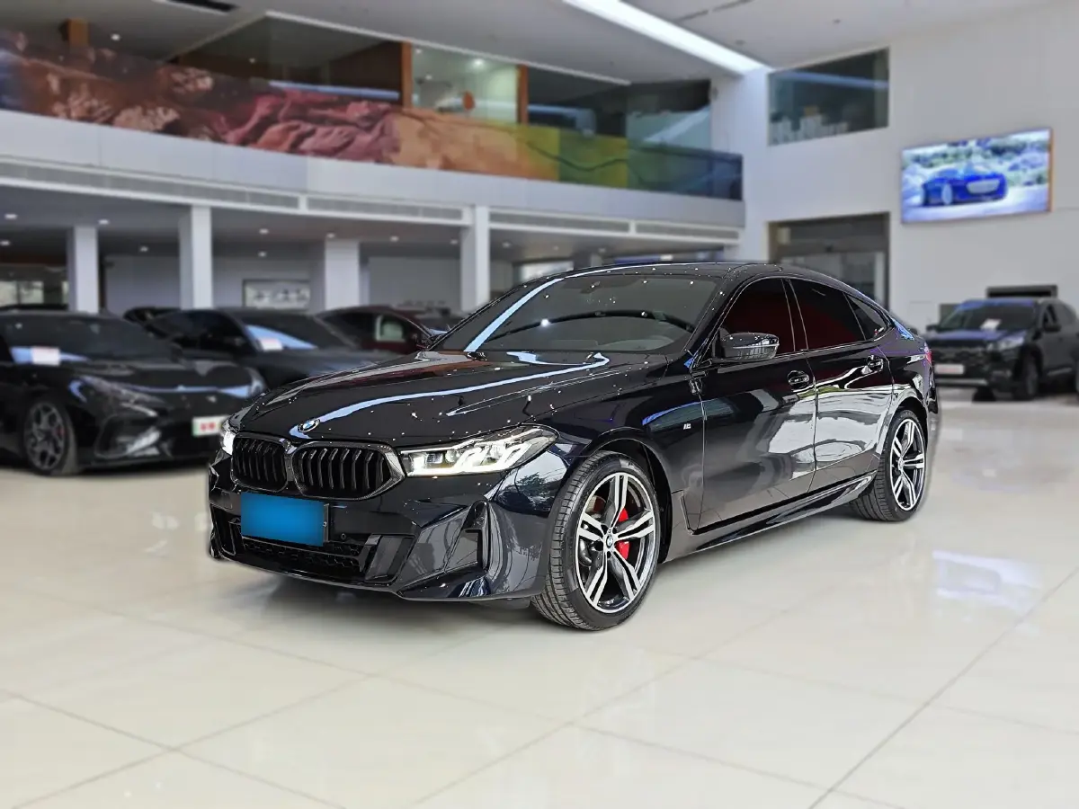 2022 BMW 6 Series GT 2.0T 245HP L4 8AT