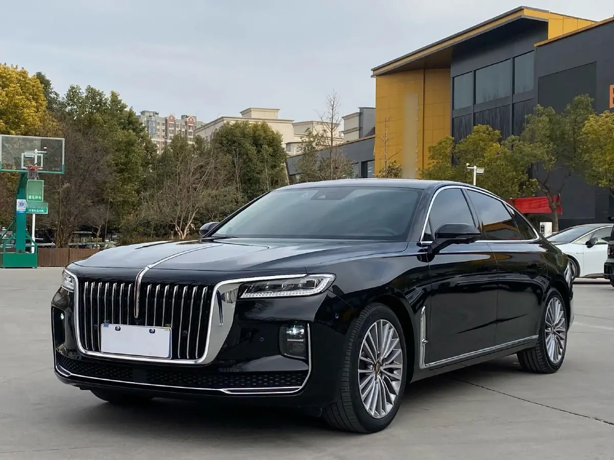 2020 HongQi H9 2.0T 252HP L4 7DCT