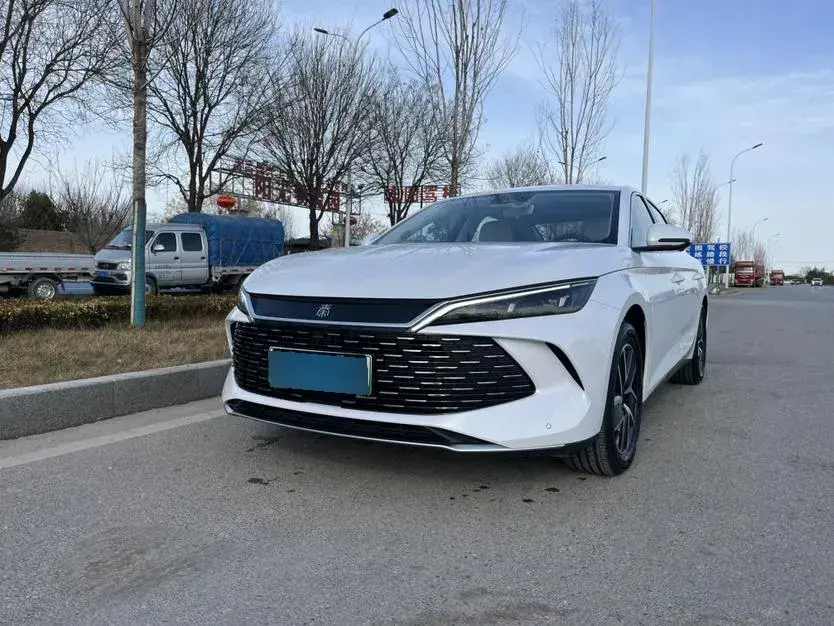 2024 BYD QinL 1.5L 101HP L4 E-CVT PHEV 15.87KWH