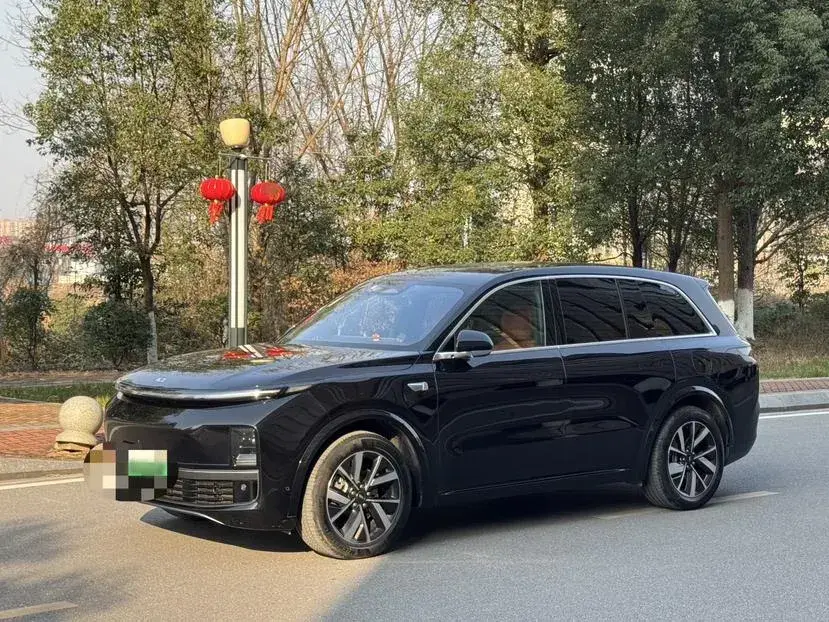 2023 Li L8 Range Extended 154HP REEV 40.9KWH