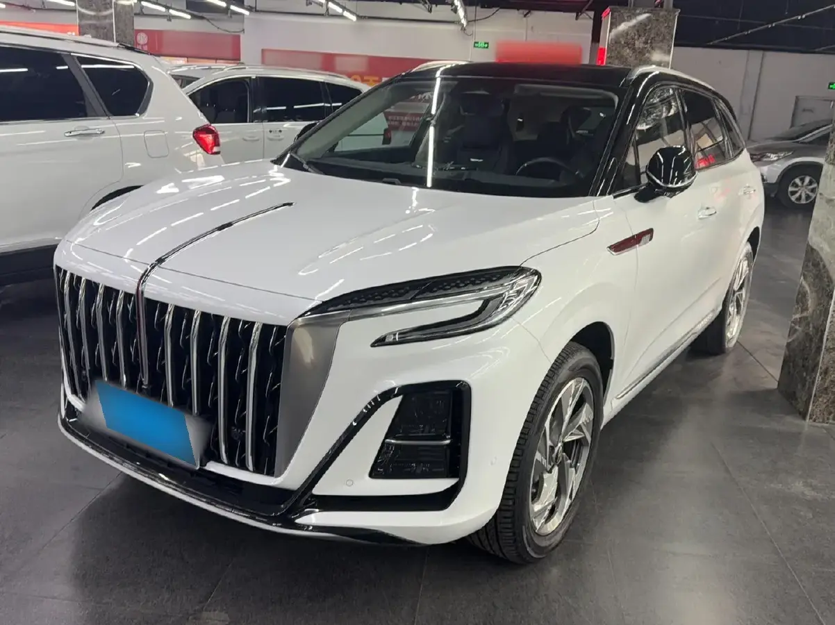 2023 HongQi HS3 2.0T 252HP L4 8AT