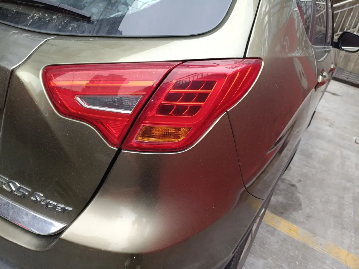 2015 GAC Trumpchi GS5 Super 2.0L 147HP L4 5AT,autocango,china used car exporter,china ev exporter,chinese used car exporter,chinese used ev exporter