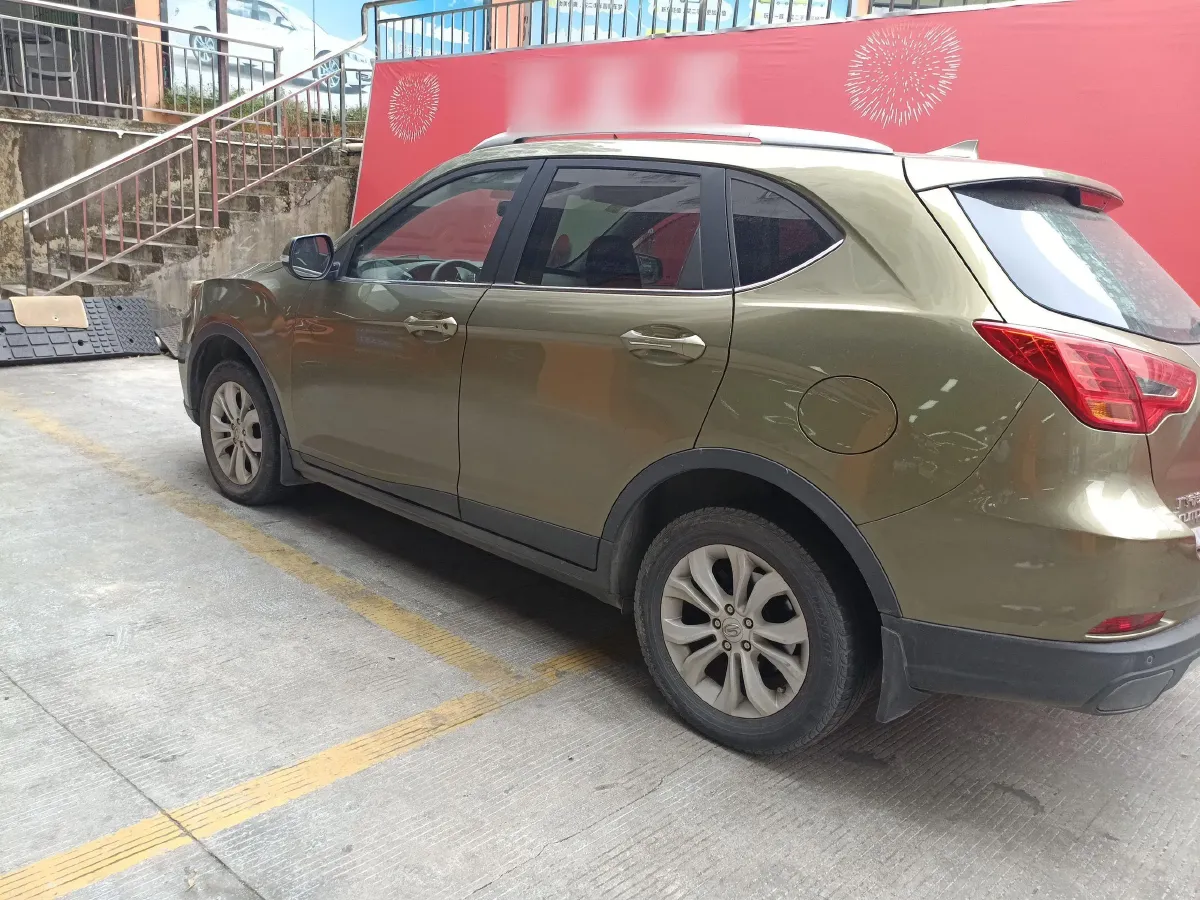 2015 GAC Trumpchi GS5 Super 2.0L 147HP L4 5AT,autocango,china used car exporter,china ev exporter,chinese used car exporter,chinese used ev exporter
