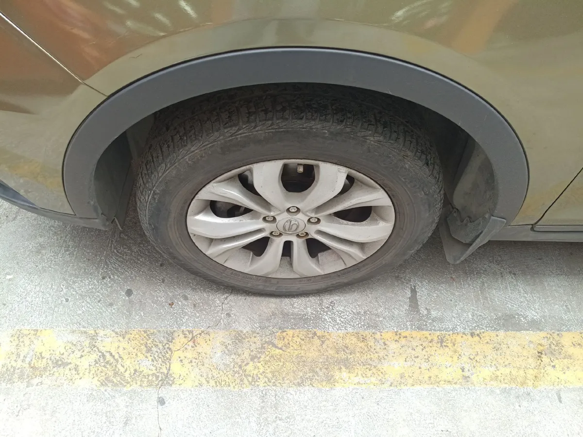 2015 GAC Trumpchi GS5 Super 2.0L 147HP L4 5AT,autocango,china used car exporter,china ev exporter,chinese used car exporter,chinese used ev exporter