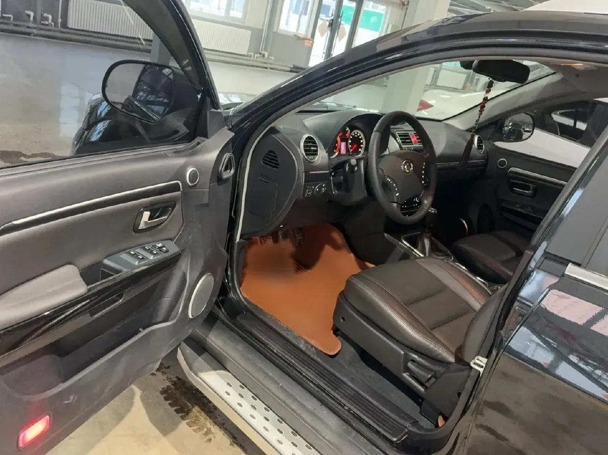 2013 Haval H5 Class 2.0T 190HP L4 6MT,autocango,china used car exporter,china ev exporter,chinese used car exporter,chinese used ev exporter