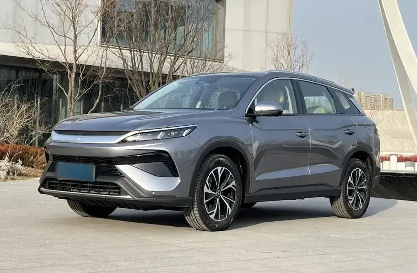 2025 BYD Song Pro 1.5L 101HP L4 E-CVT PHEV 18.3KWH