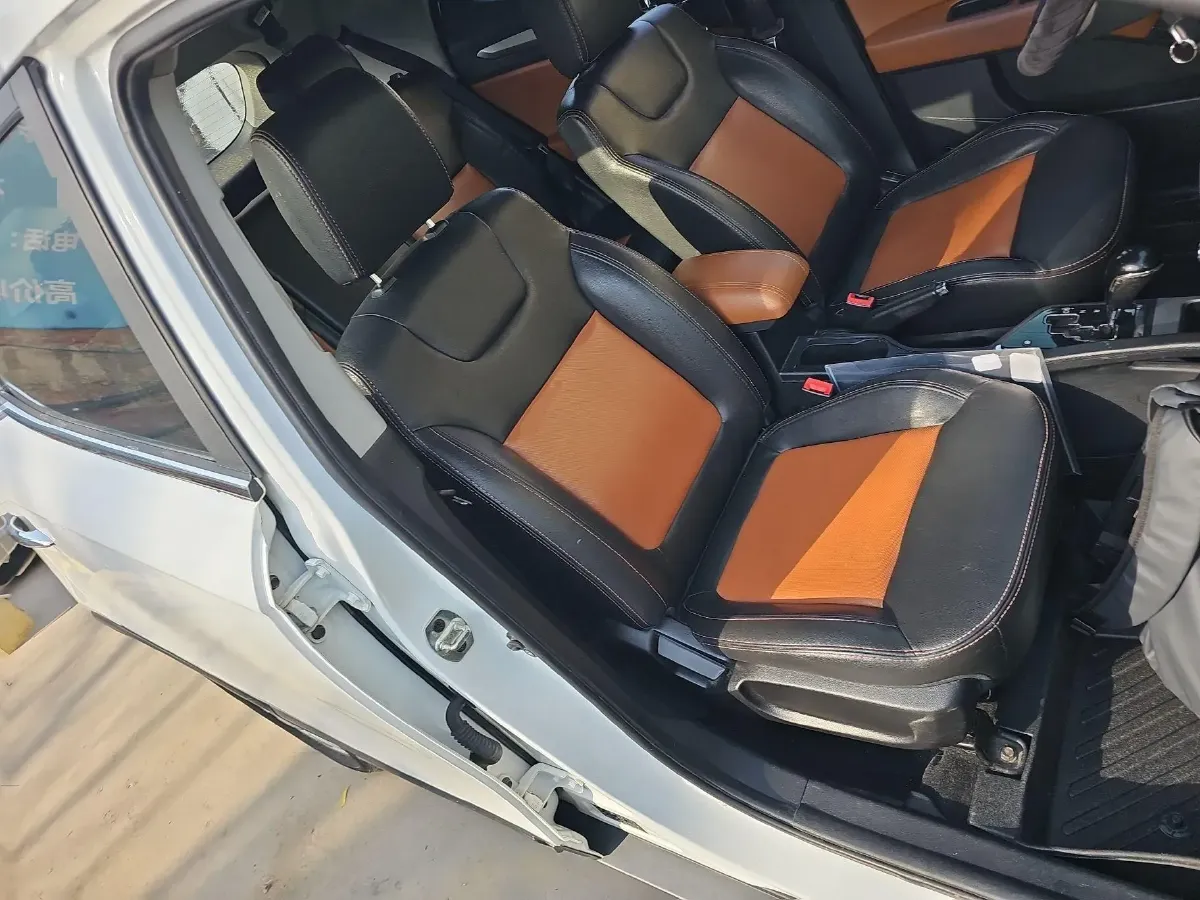 2014 JAC Refine S3 1.5L 113HP L4 CVT,autocango,china used car exporter,china ev exporter,chinese used car exporter,chinese used ev exporter