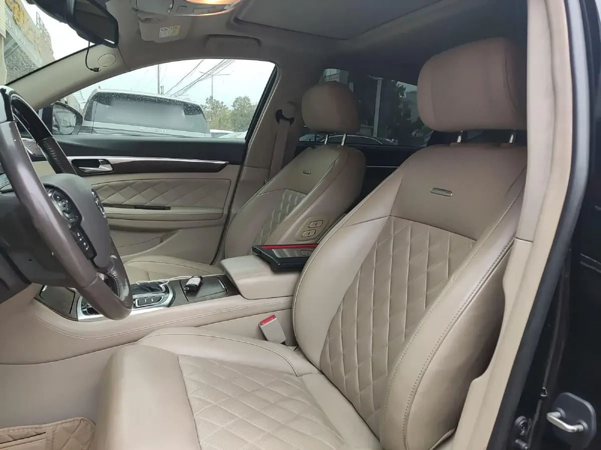 2016 GAC Trumpchi GA8 2.0T 197HP L4 6AT,autocango,china used car exporter,china ev exporter,chinese used car exporter,chinese used ev exporter