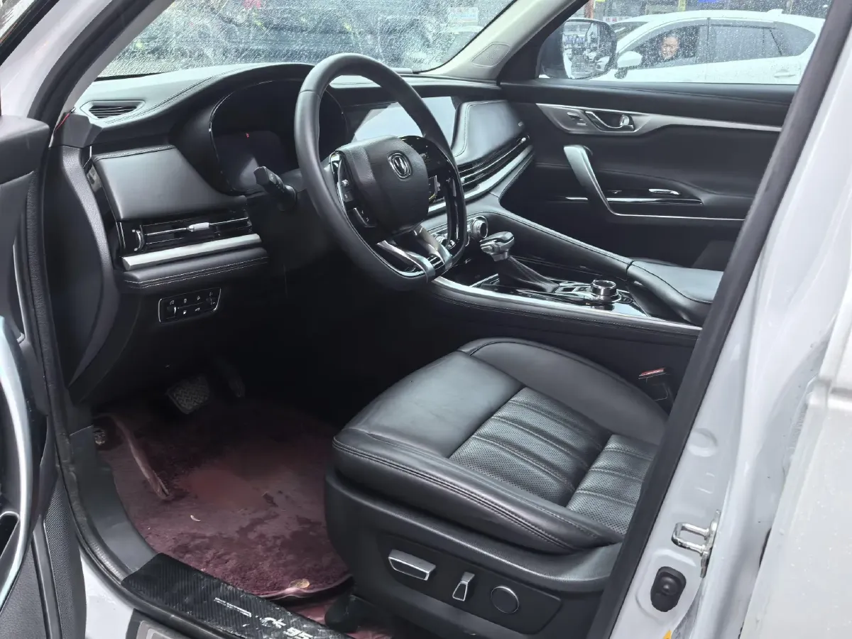 2019 ChangAn CS95 2.0T 233HP L4 6AT,autocango,china used car exporter,china ev exporter,chinese used car exporter,chinese used ev exporter