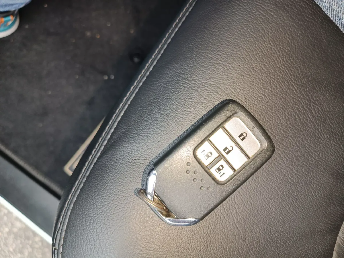 2015 Honda Odyssey 2.4L 186HP L4 CVT,autocango,china used car exporter,china ev exporter,chinese used car exporter,chinese used ev exporter