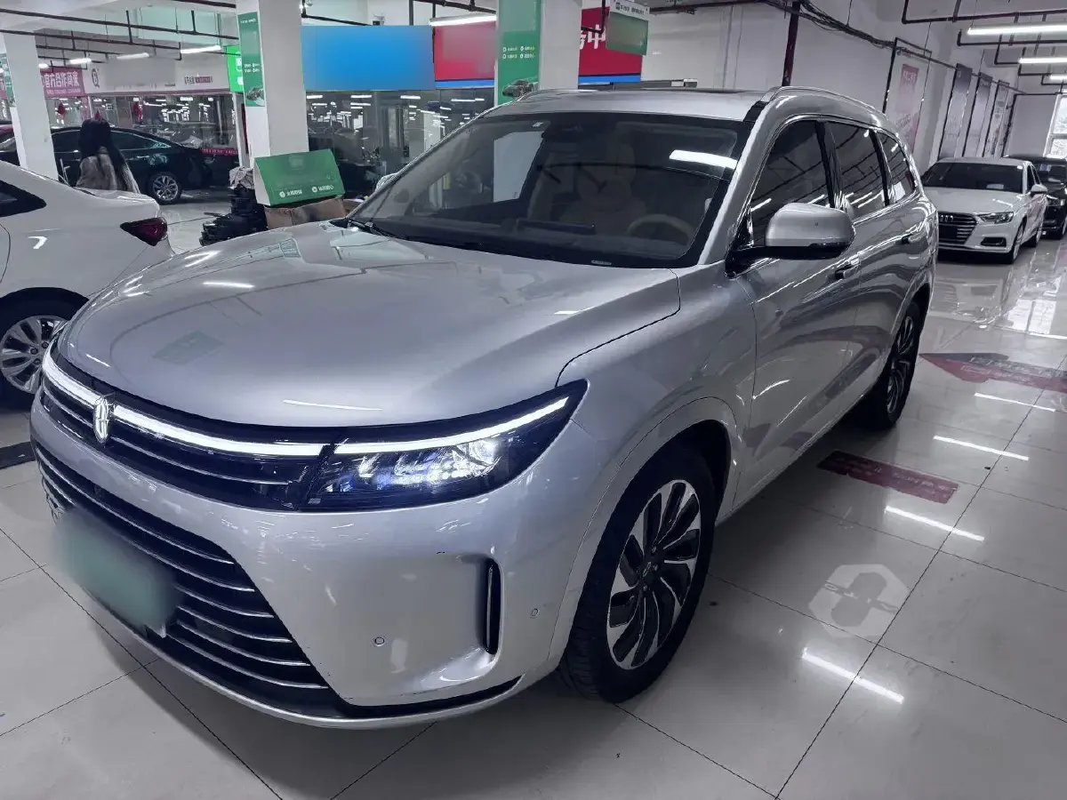 2024 HIMA M7 1.5T 152HP L4 REEV 40KWH