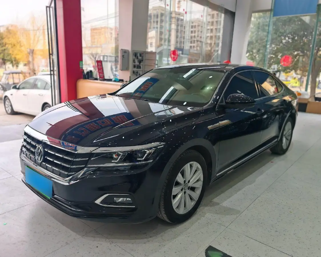 2019 Volkswagen Passat 2.0T 186HP L4 7DCT