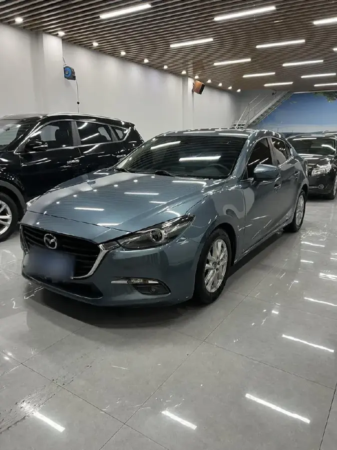 2017 Mazda 3 Axela 1.5L 117HP L4 6AT