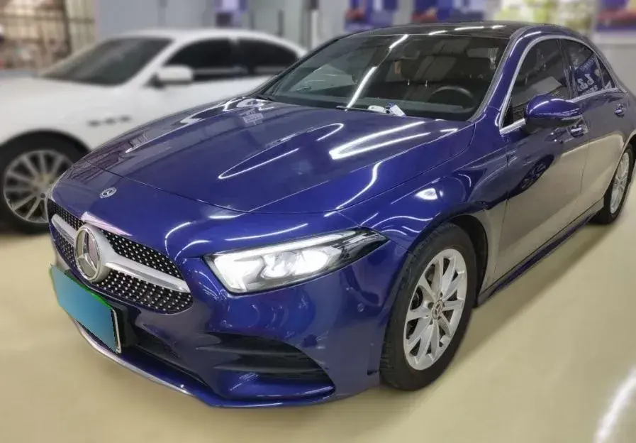 2020 Mercedes-Benz A Class 1.3T 163HP L4 7DCT