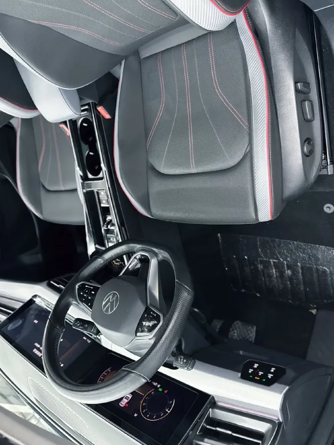 2025 Volkswagen Lamando 1.4T 150HP L4 7DCT,autocango,china used car exporter,china ev exporter,chinese used car exporter,chinese used ev exporter