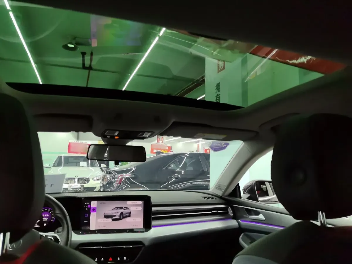 2025 Volkswagen Lamando 1.4T 150HP L4 7DCT,autocango,china used car exporter,china ev exporter,chinese used car exporter,chinese used ev exporter