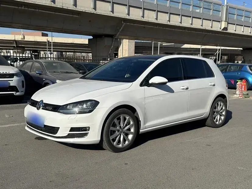 2015 Volkswagen Golf 1.4T 150HP L4 7DCT