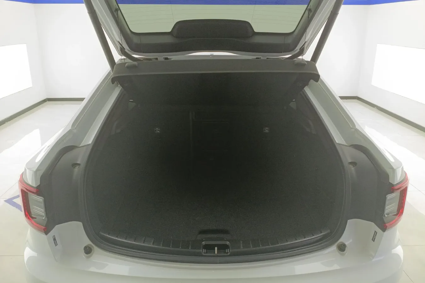 2020 Polestar 2 BEV 71KWH,autocango,china used car exporter,china ev exporter,chinese used car exporter,chinese used ev exporter